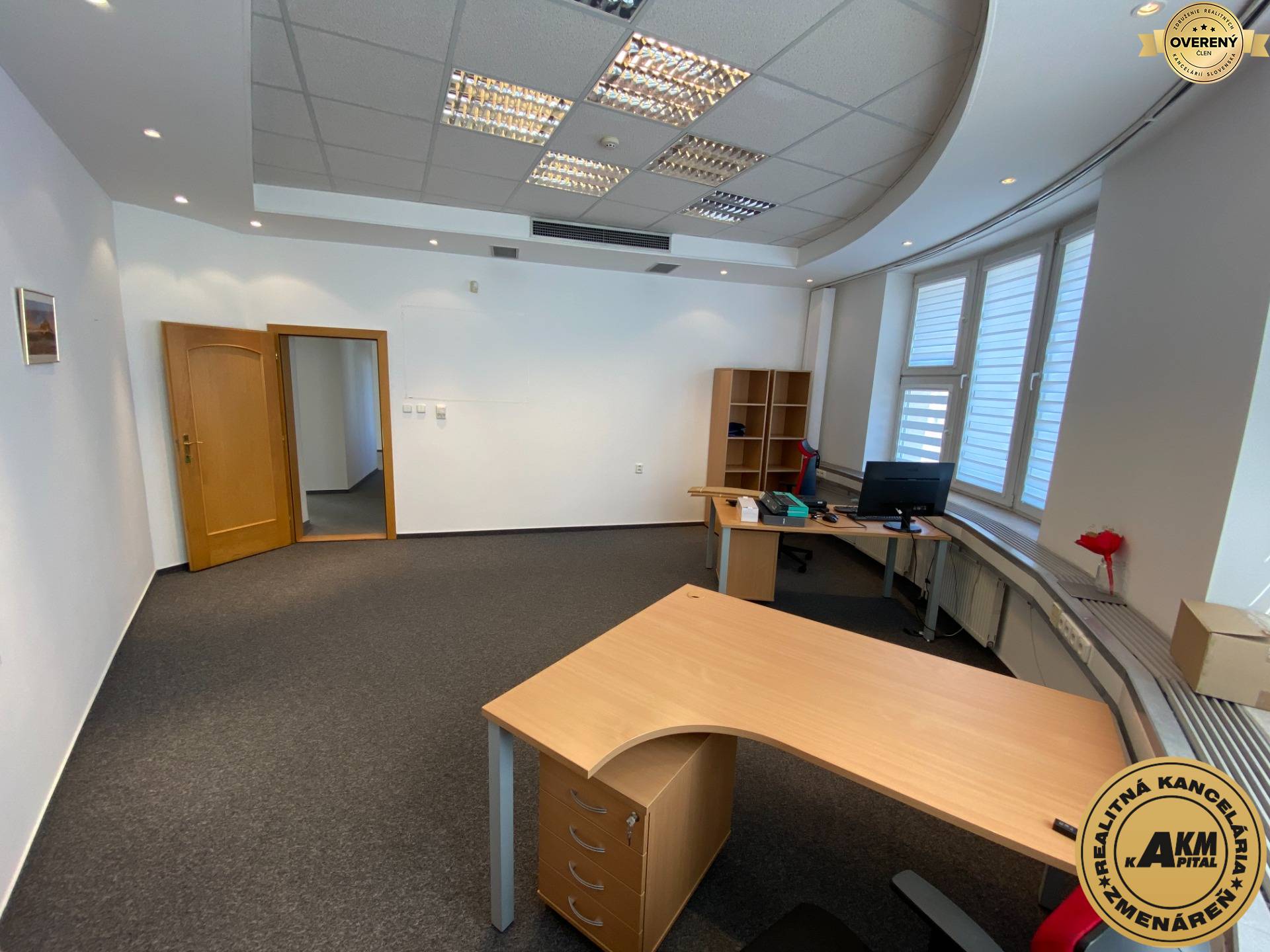 Priestory pre firmu PRENÁJOM_AKM.JPG