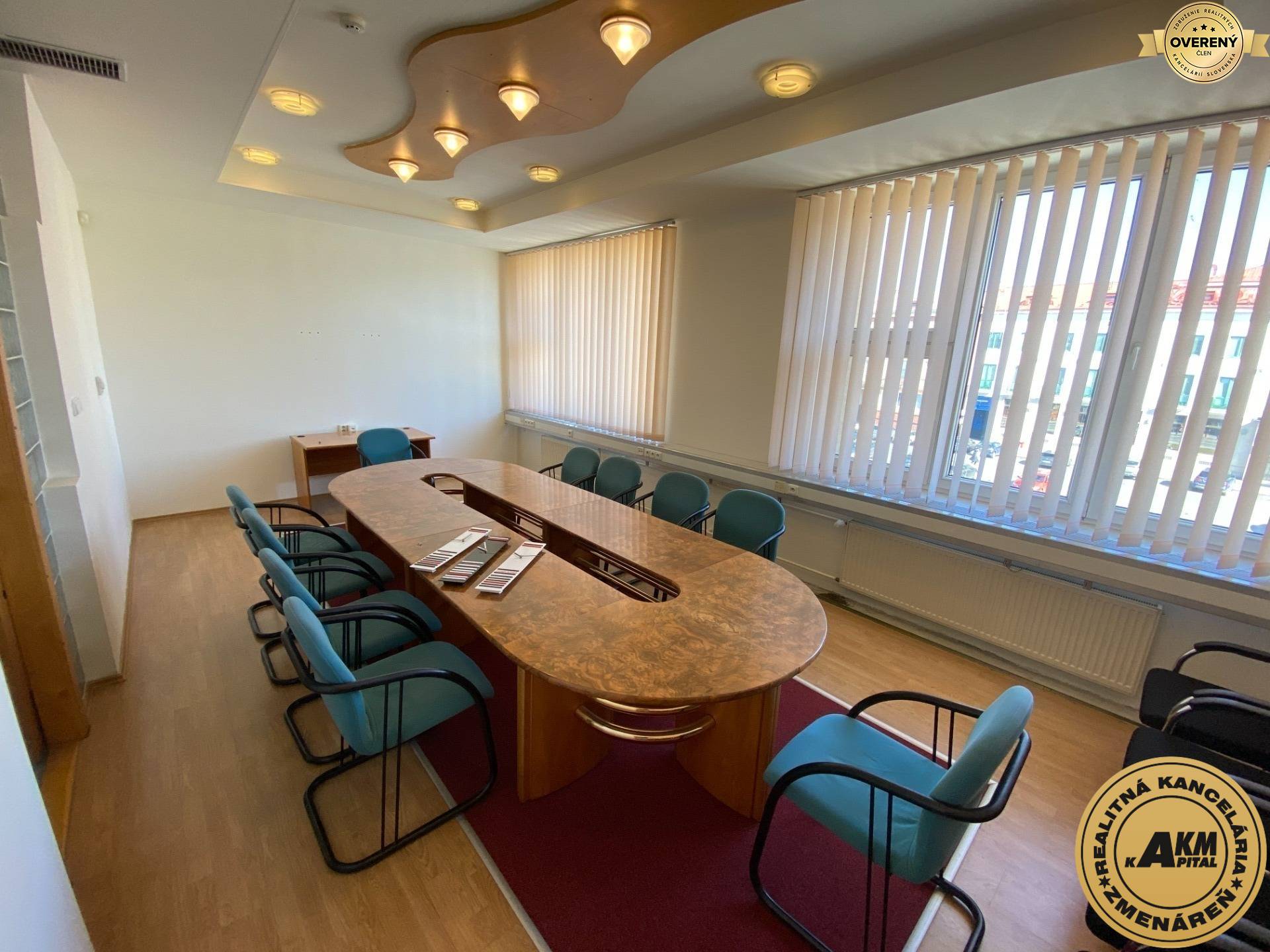 Priestory pre firmu PRENÁJOM_AKM.JPG