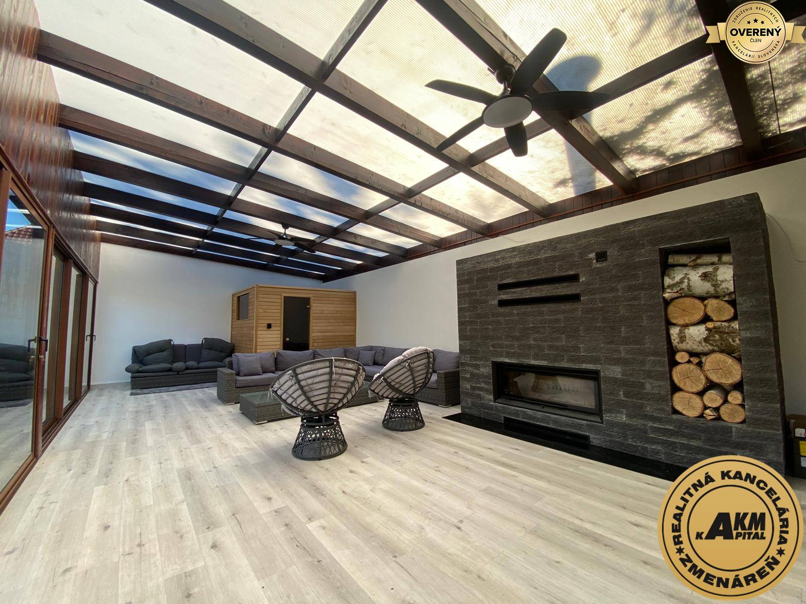 Rodinný dom s bazénom predaj Žarnovica - Lukavica