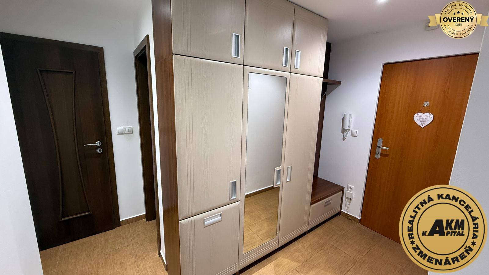 predaj 2 izbový tehlový byt Zvolen širšie centrum