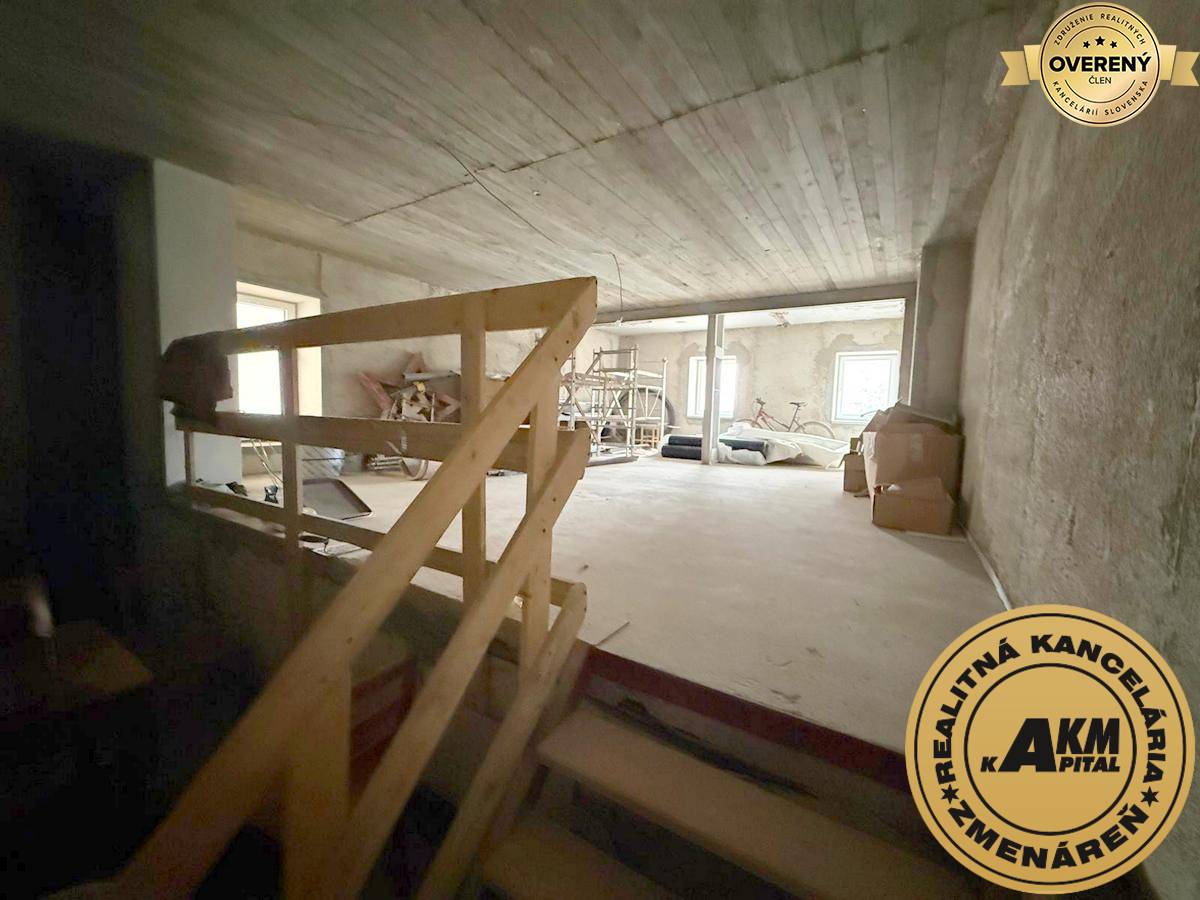 Polyfunkčné priestory Podborová