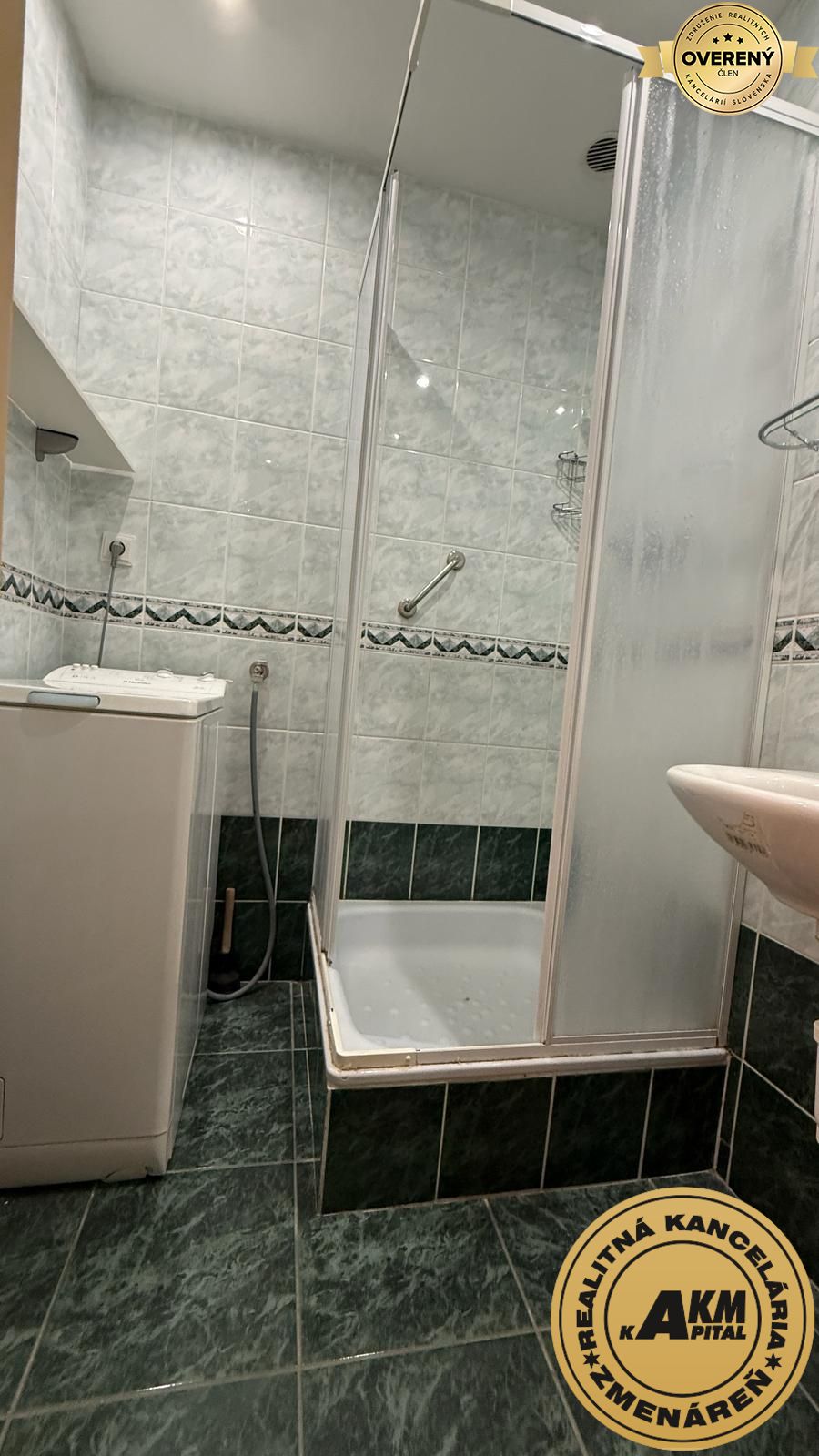 predaj 2 izbový byt Zvolen Podborová