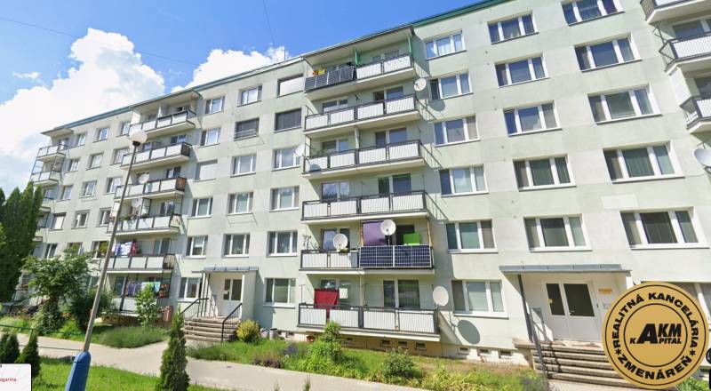 predaj 3 izbový byt Zvolen Lipovecc